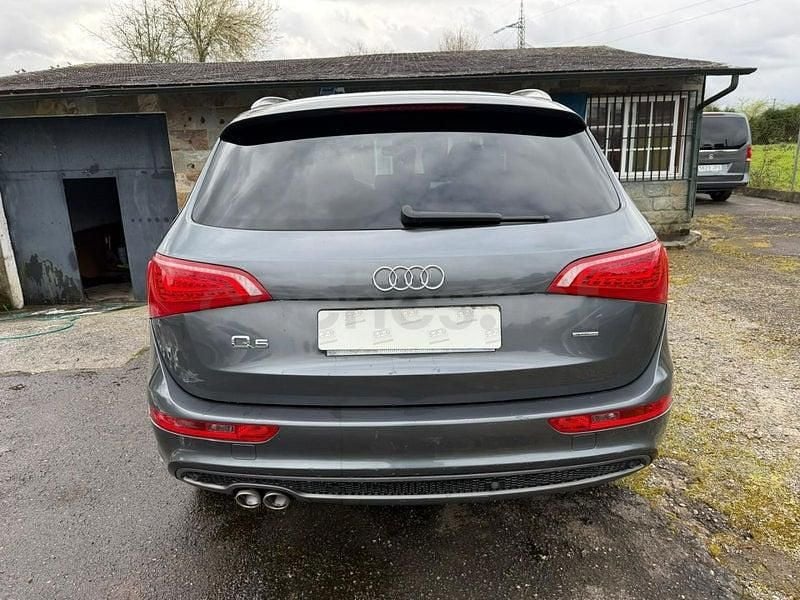 Begagnad Audi Q5 Ambition 177 HK (130 kW) 2012 Grå SUV