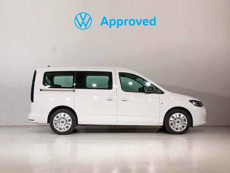 Usado VW Caddy Maxi 122 CV (89 kW) 2025 Blanco candy Monovolumen