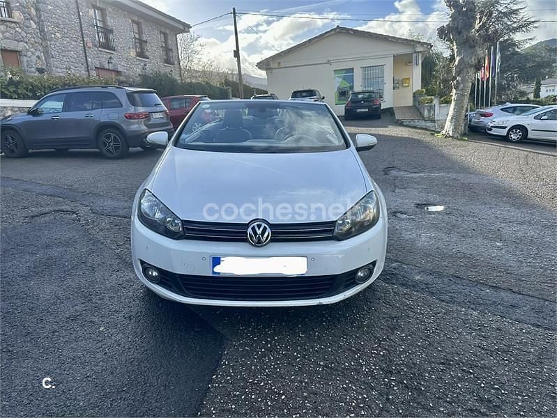 Usado VW Golf Cabriolet 140 CV (102 kW) 2011 Blanco Descapotable