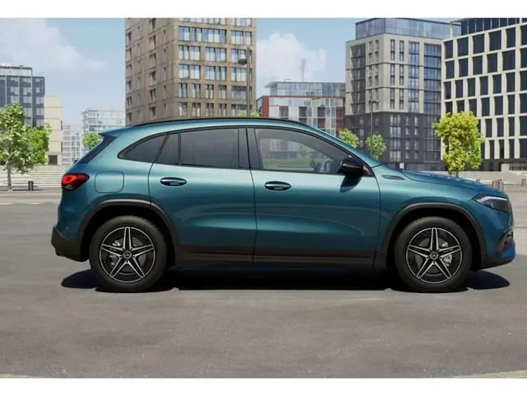 Usado Mercedes EQA250 AMG line 141 kW (192 CV) 2021 Azul SUV