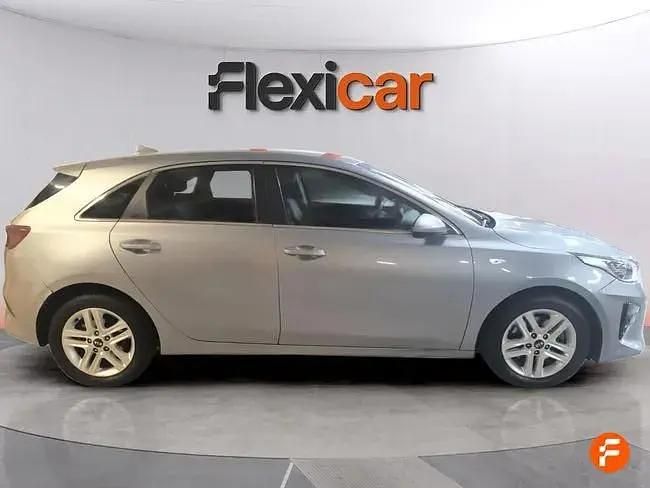 Używany Kia Ceed 140 KM (102 kW) 2020 Szary Hatchback