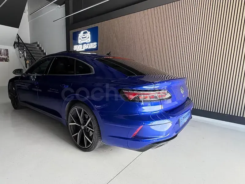 Usado VW Arteon R-line 320 CV (235 kW) 2021 Azul Berlina