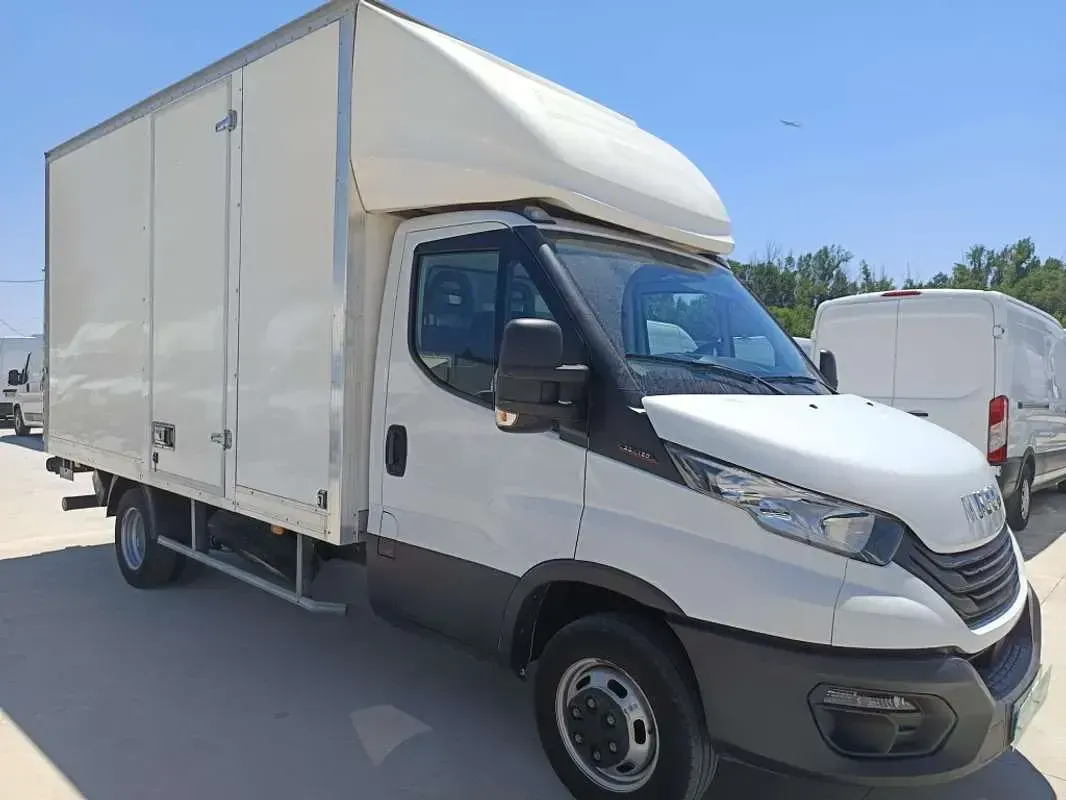 Usado Iveco Daily 159 CV (116 kW) 2022 Van