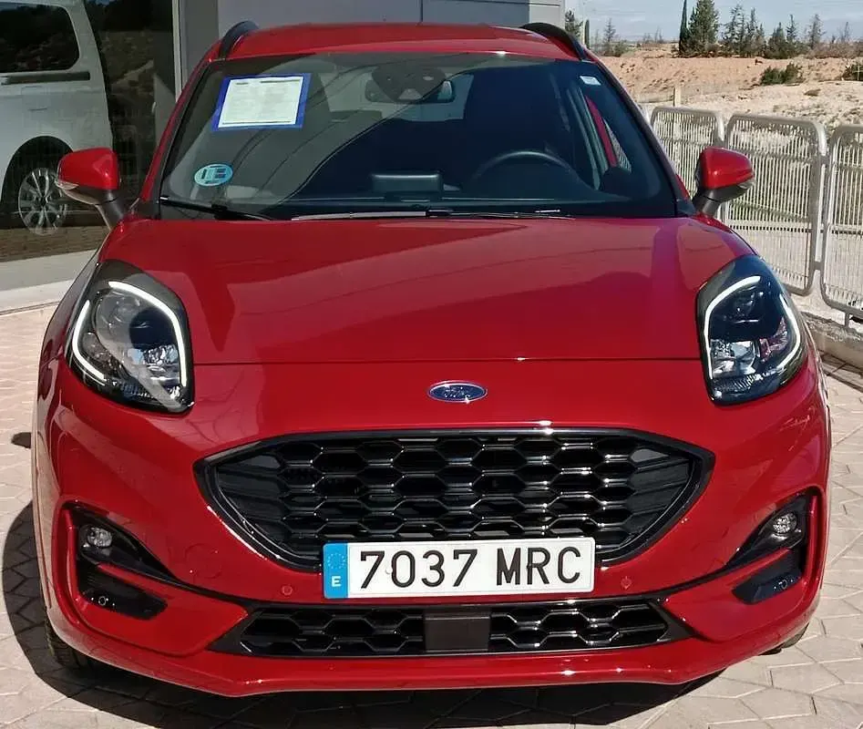 Usado Ford Puma ST-Line X 125 CV (91 kW) 2024 Rojo SUV