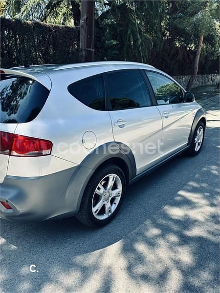 Usado Seat Altea 170 CV (125 kW) 2007 Gris / plata Monovolumen