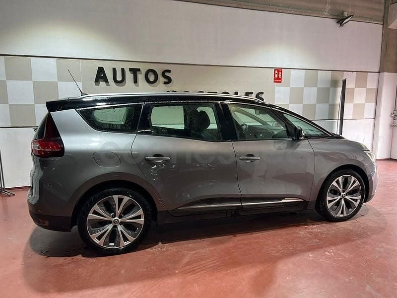 Usado Renault Grand Scénic IV Zen 150 CV (110 kW) 2019 Gris / plata Monovolumen