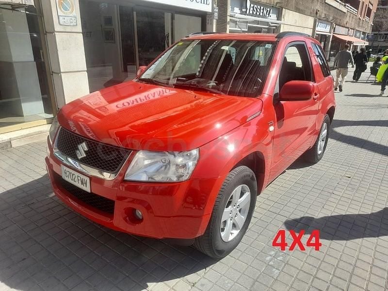 Usado Suzuki Grand Vitara 129 CV (94 kW) 2007 Granate SUV