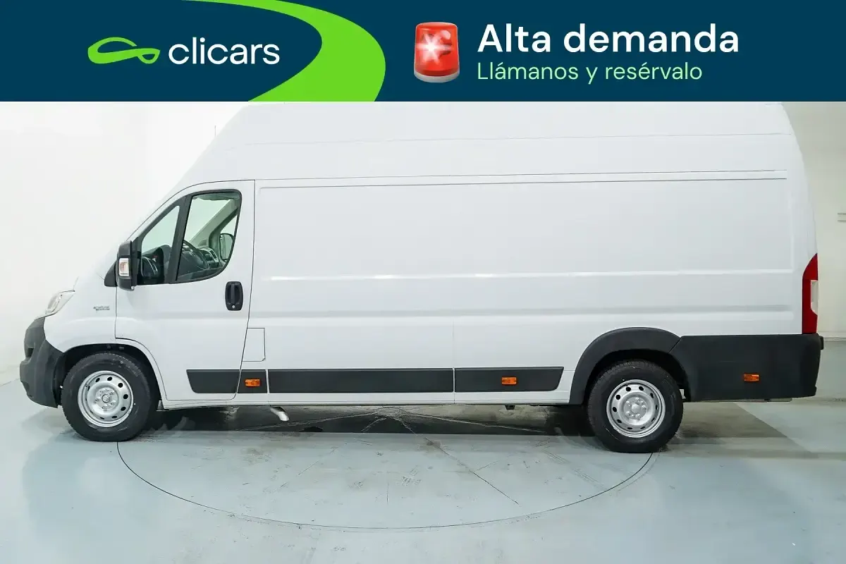 Usado Fiat Ducato 136 CV (100 kW) 2021 Blanco Van