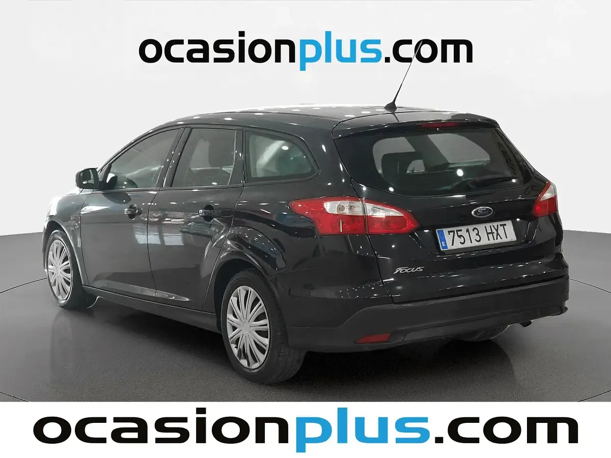 Usado Ford Focus Trend 125 CV (91 kW) 2014 Negro Monovolumen