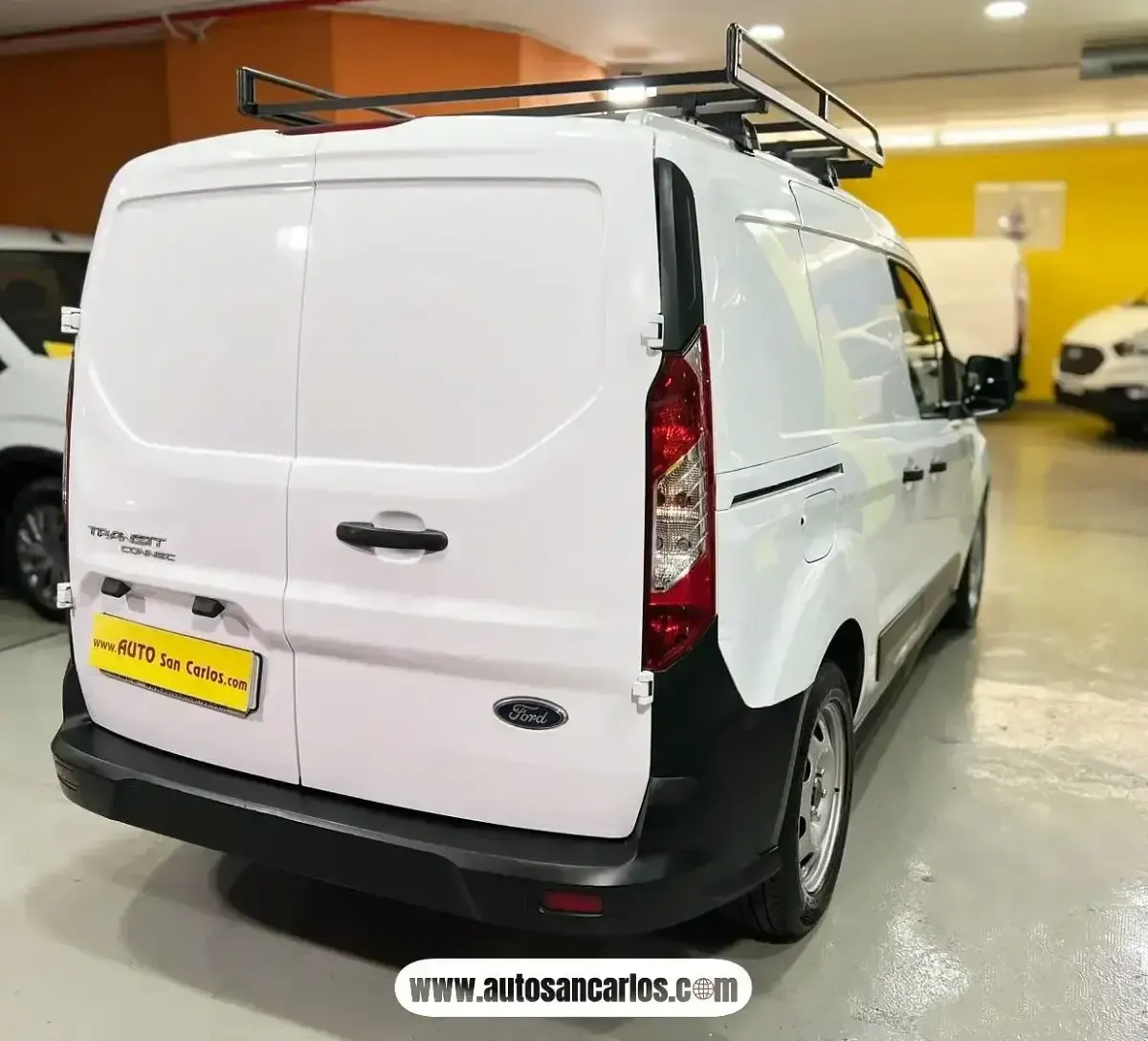 Usado Ford Transit Connect Ambiente 74 CV (54 kW) 2021 Blanco Monovolumen