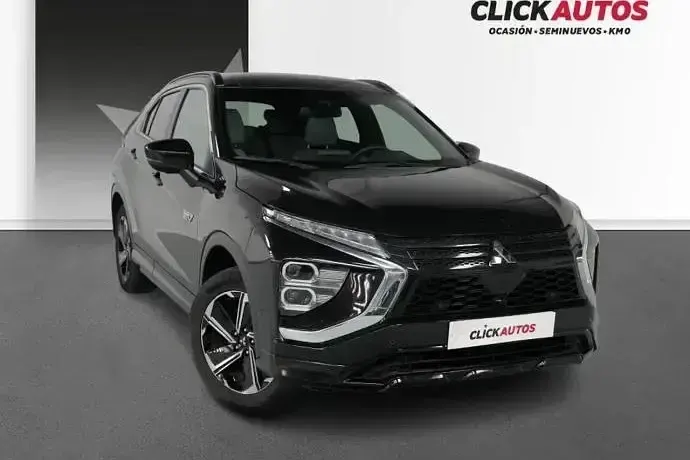 Usado Mitsubishi Eclipse Cross 188 CV (138 kW) 2023 Gris SUV