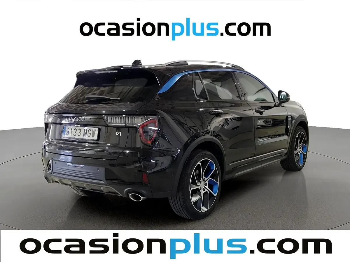 Usado Lynk & Co 01 261 CV (191 kW) 2023 Negro SUV