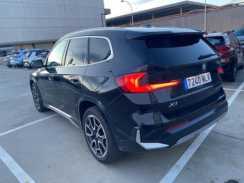 Usado BMW X1 xLine 163 CV (119 kW) 2023 Negro SUV