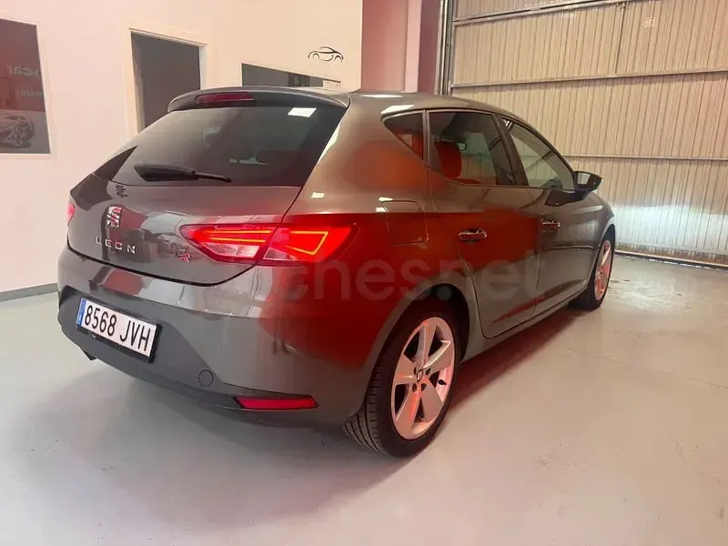 Usado Seat Leon FR 150 CV (110 kW) 2016 Beige Berlina