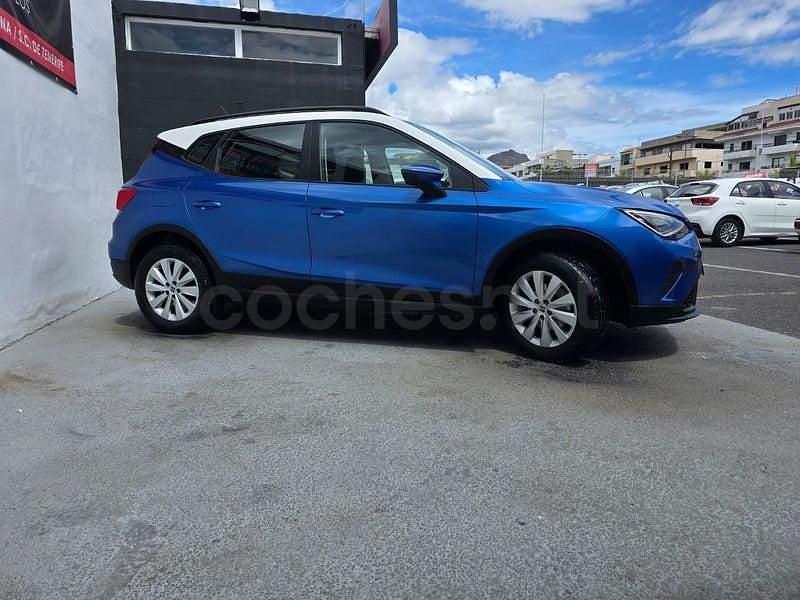 Używany Seat Arona Style 110 KM (80 kW) 2023 Niebieski SUV