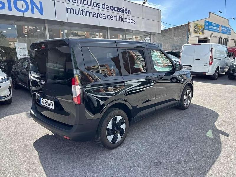 Occasion Ford Tourneo Trend 100 kW (136 PK) 2025 Zwart Stationwagen