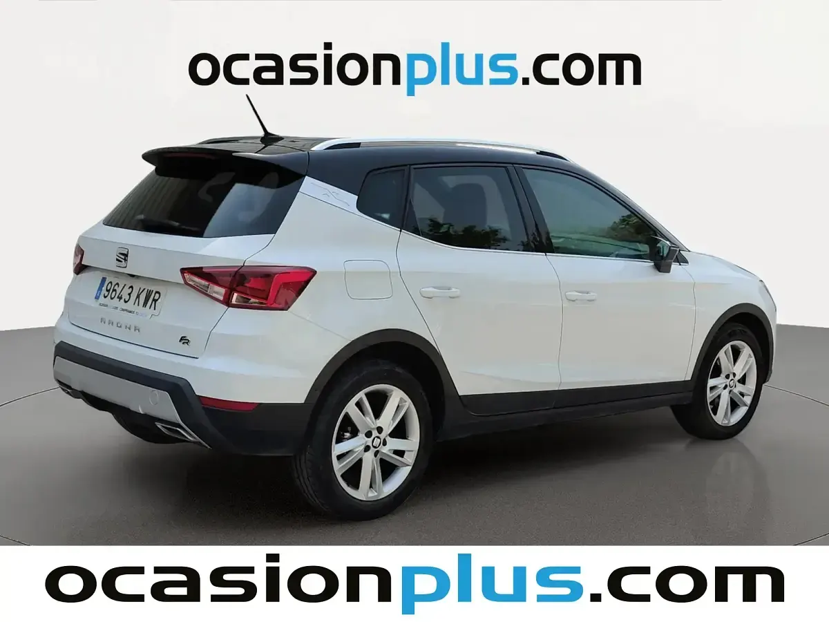 Usado Seat Arona Ecomotive 115 CV (84 kW) 2019 Blanco SUV
