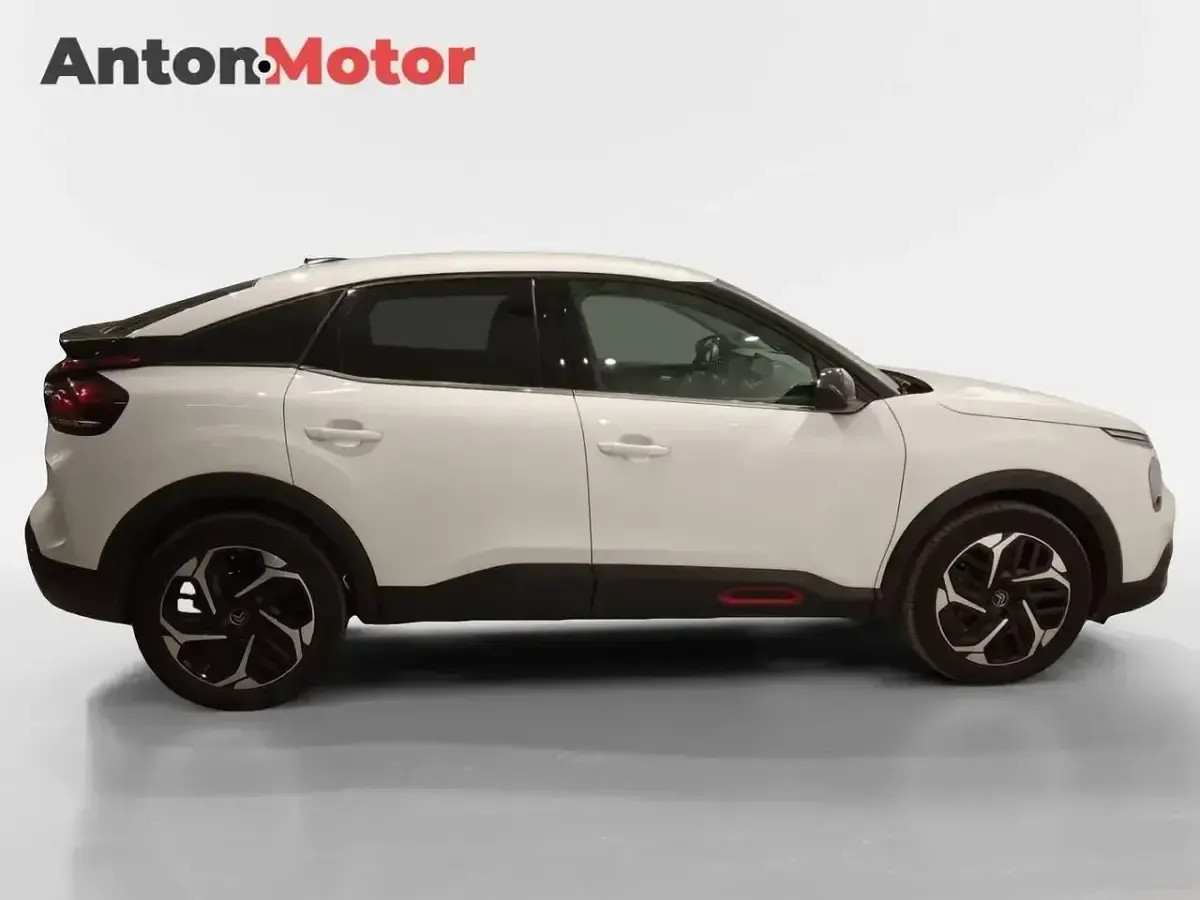 Usado Citroën C4 Feel 110 CV (80 kW) 2022 Blanco Berlina