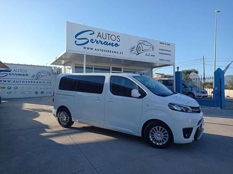 Usado Toyota Proace Advance 116 CV (85 kW) 2022 Blanco Monovolumen