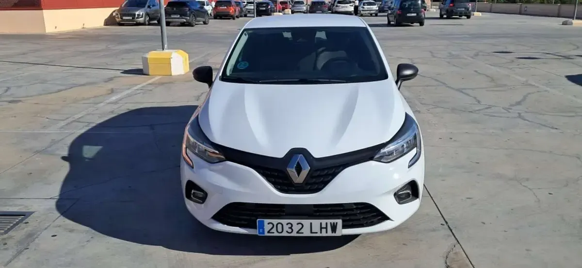 Usado Renault Clio Business 72 CV (52 kW) 2020 Blanco Utilitario
