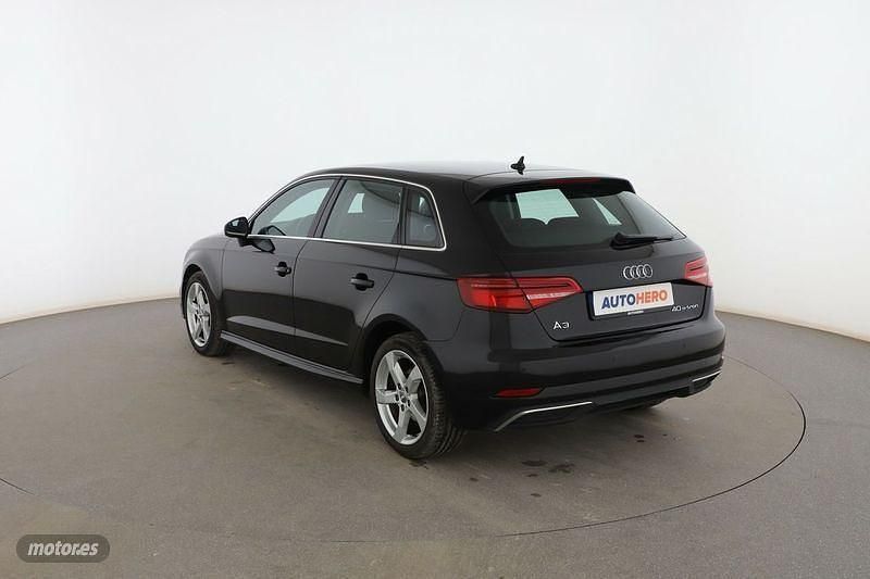 Usado Audi A3 204 CV (150 kW) 2020 Negro Berlina