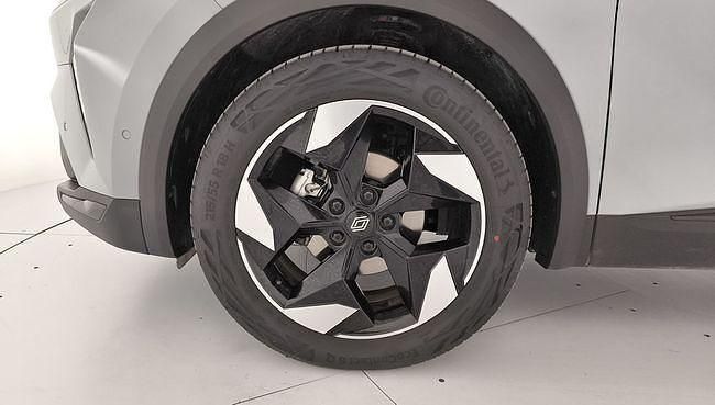 Usado Renault Captur Techno 100 CV (73 kW) 2025 Gris SUV