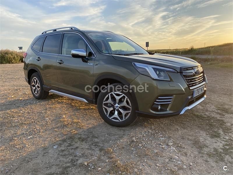 Usado Subaru Forester Sport 150 CV (110 kW) 2024 Verde SUV
