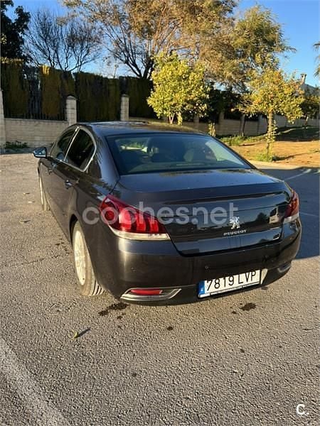 Usado Peugeot 508 Allure 150 CV (110 kW) 2015 Negro Berlina