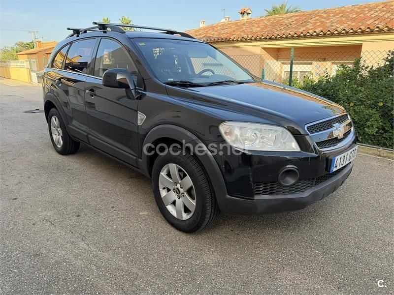 Negro Usado 2010 Chevrolet Captiva LS SUV | 6450 € (Precio justo) - Imagen 1/3