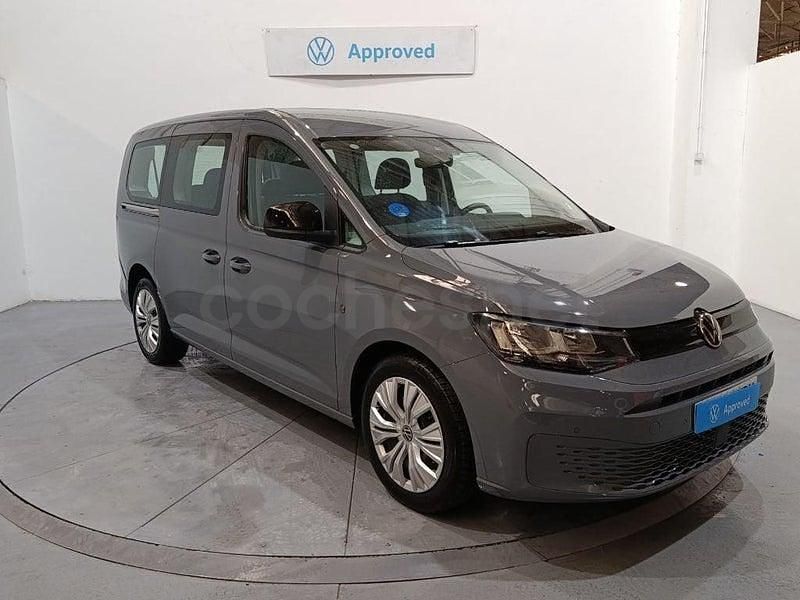 Usado VW Caddy Maxi 150 CV (110 kW) 2025 Gris / plata Monovolumen