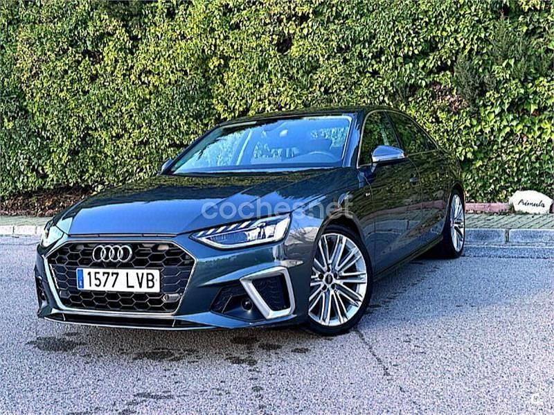 Usado Audi A4 S-Line 136 CV (100 kW) 2021 Gris / plata Berlina