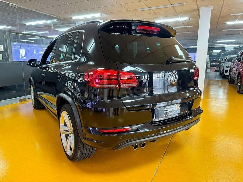 Usado VW Tiguan R-line 184 CV (135 kW) 2015 Negro SUV
