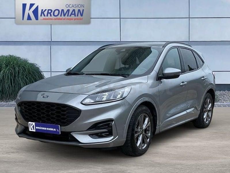 Usado Ford Kuga ST-Line 120 HP (88 kW) 2023 Cinzento SUV