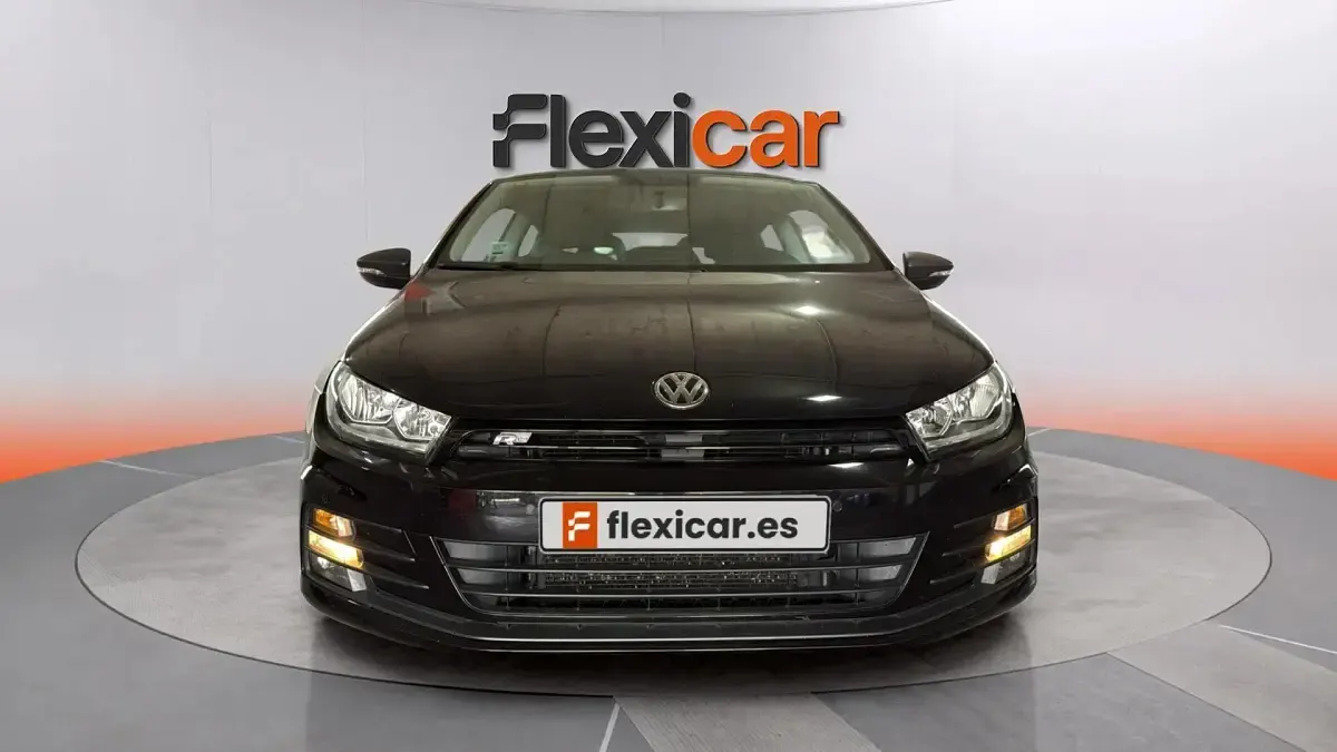 Usado VW Scirocco R-line 125 CV (91 kW) 2017 Negro Coupe