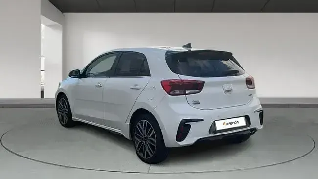 Usado Kia Rio GT-Line 120 CV (88 kW) 2022 Blanco