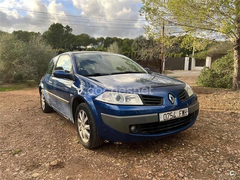 Azul Usado 2007 Renault Mégane II Dynamique Berlina | 3100 € (Buen precio) - Imagen 1/4