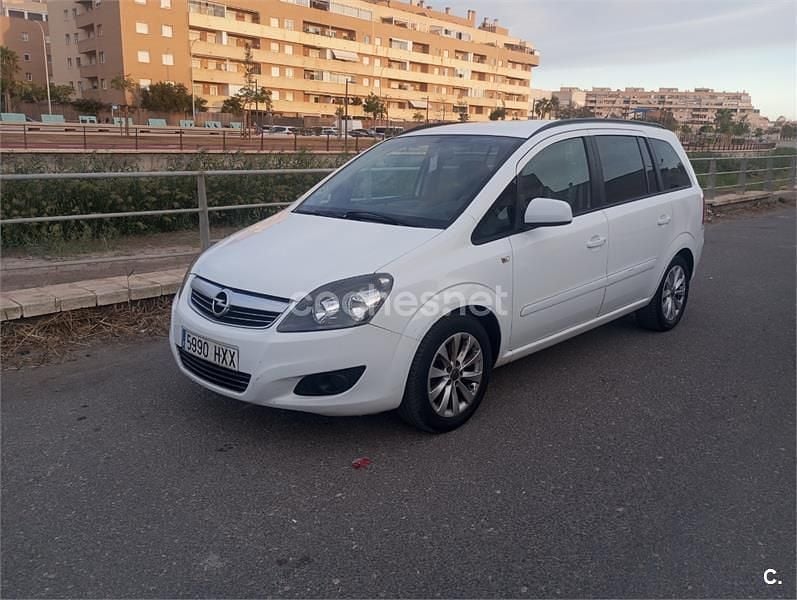 Blanco Usado 2014 Opel Zafira Family Monovolumen | 4200 € (Super precio) - Imagen 1/4