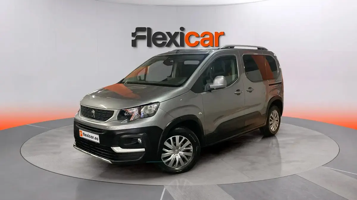 Usado Peugeot Rifter Access 101 CV (74 kW) 2019 Gris Monovolumen
