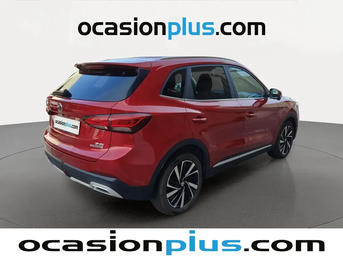 Usado MG ZS Luxury 197 CV (144 kW) 2025 Rojo SUV