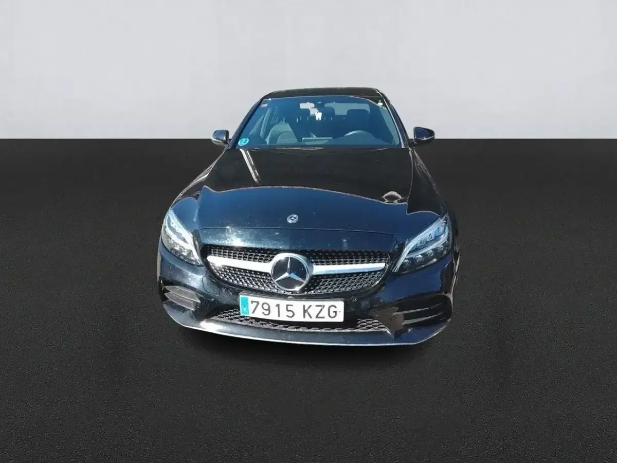 Usado Mercedes C180 156 CV (114 kW) 2019 Negro Berlina