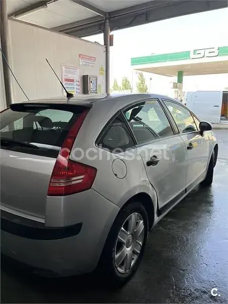 Usado Citroën C4 110 CV (80 kW) 2006 Gris / plata Berlina