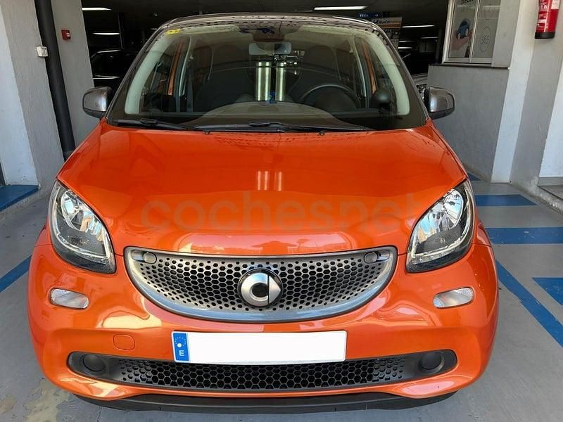 Usado Smart ForFour Passion 90 CV (66 kW) 2017 Naranja Utilitario