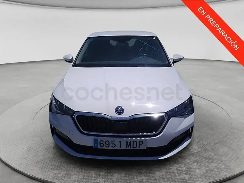 Usado Skoda 110 R Ambition 110 CV (80 kW) 2023 Blanco Berlina