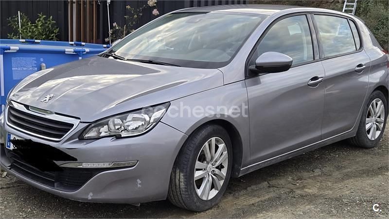 Usado Peugeot 308 Active 92 CV (67 kW) 2014 Gris / plata Berlina