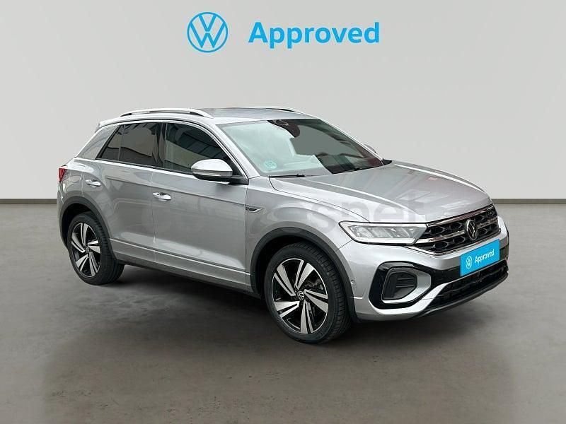 Usado VW T-Roc R-line 150 CV (110 kW) 2023 Gris / plata SUV