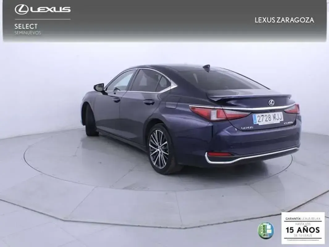 Usado Lexus ES300 218 CV (160 kW) 2023 Azul Berlina