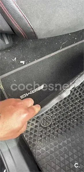 Usado Mercedes GLA250 AMG line 211 CV (155 kW) 2015 Negro SUV