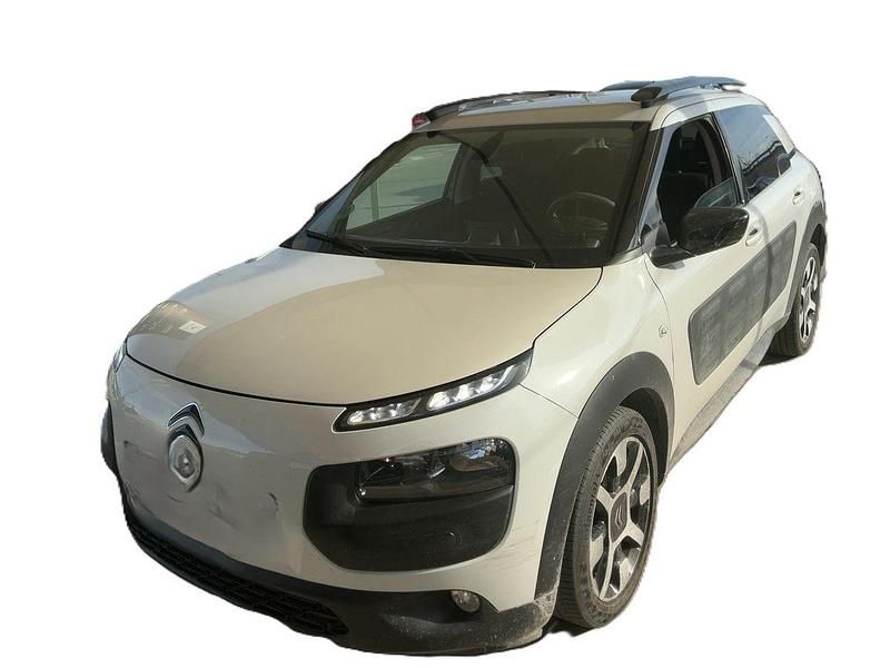 Usado Citroën C4 Cactus Live 82 CV (60 kW) 2016 Blanco Utilitario