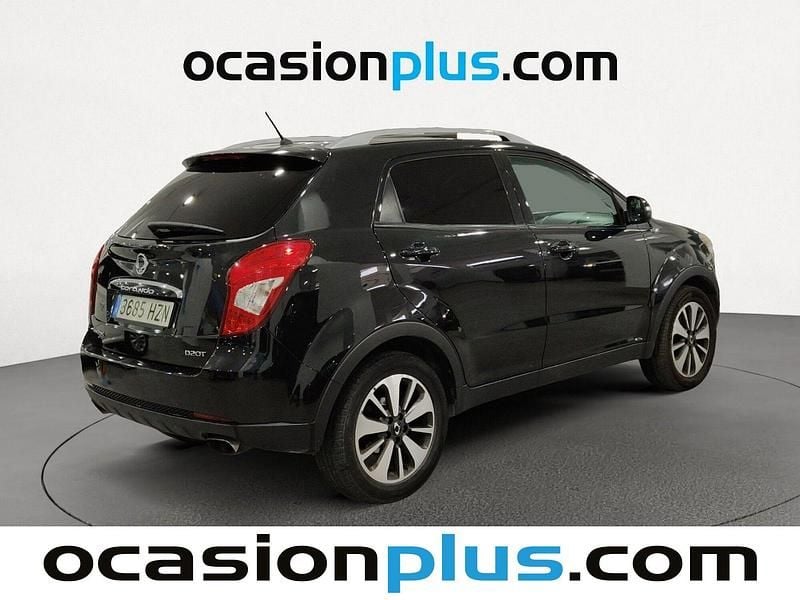 Usado Ssangyong (KGM) Korando Limited 175 CV (128 kW) 2014 Negro SUV