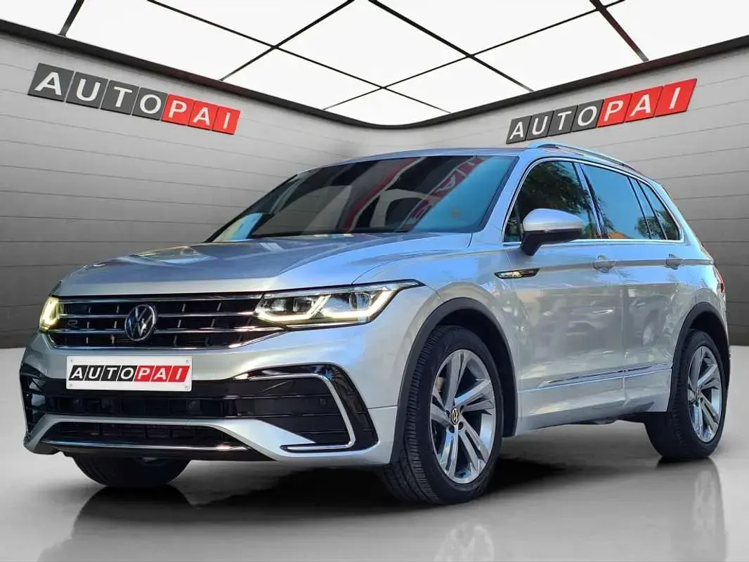 Usado VW Tiguan R-line 150 CV (110 kW) 2022 SUV